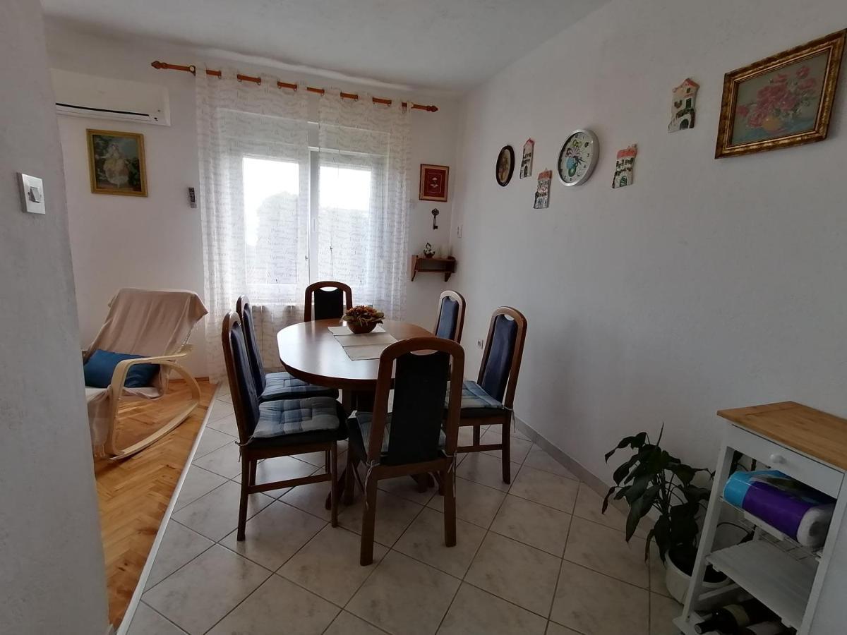 Apartment Varelija Bribir  Luaran gambar