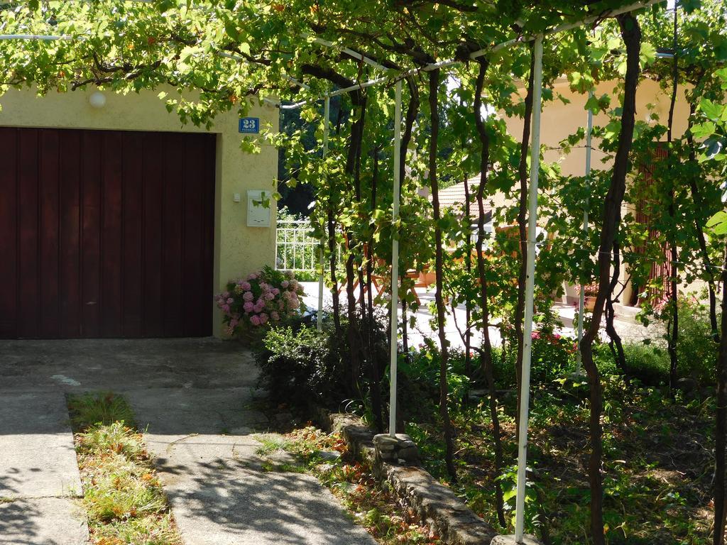 Apartment Varelija Bribir  Luaran gambar