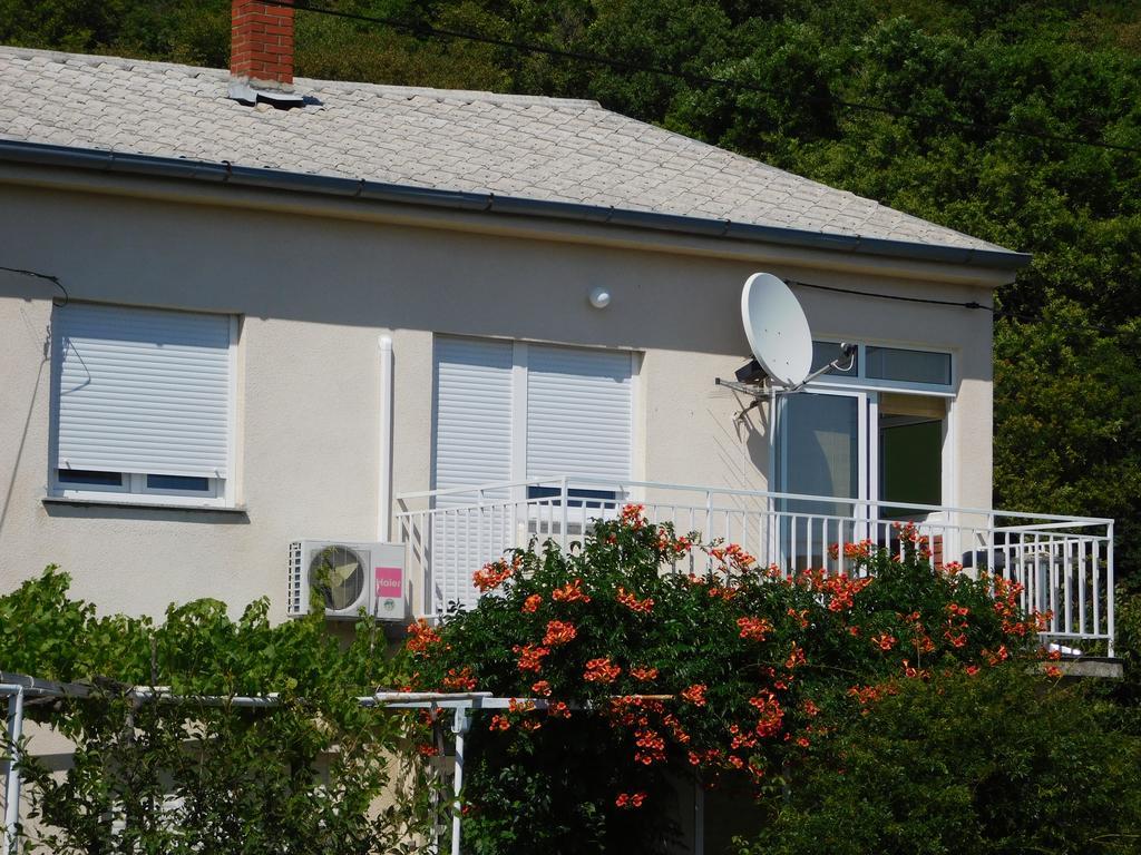 Apartment Varelija Bribir  Luaran gambar