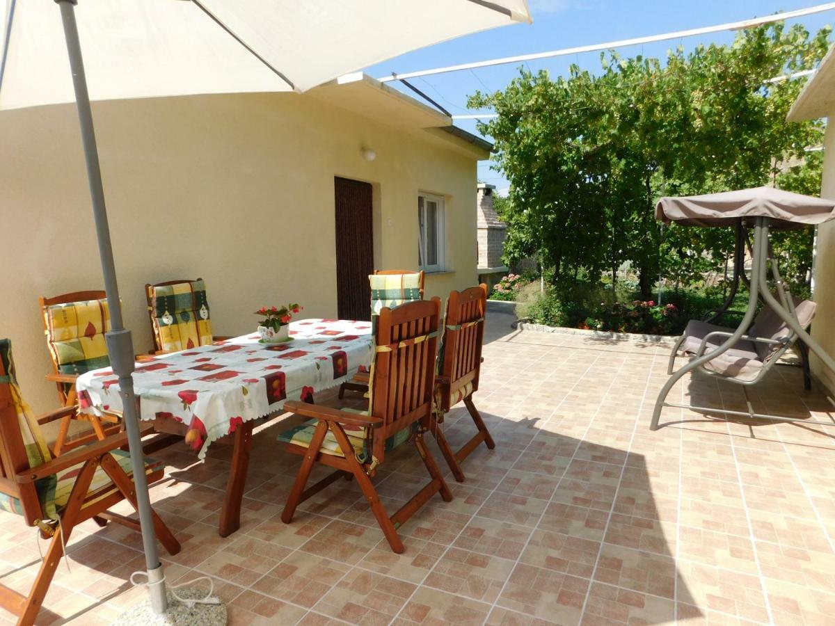 Apartment Varelija Bribir  Luaran gambar
